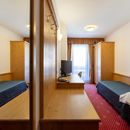 Sport Cristal Hotel Falcade