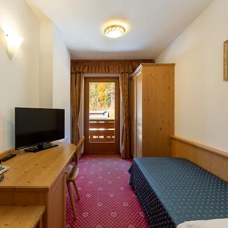 Sport Cristal 3* 法尔西德